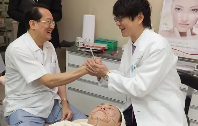 ワッフルズ・ウー先生と藤井院長