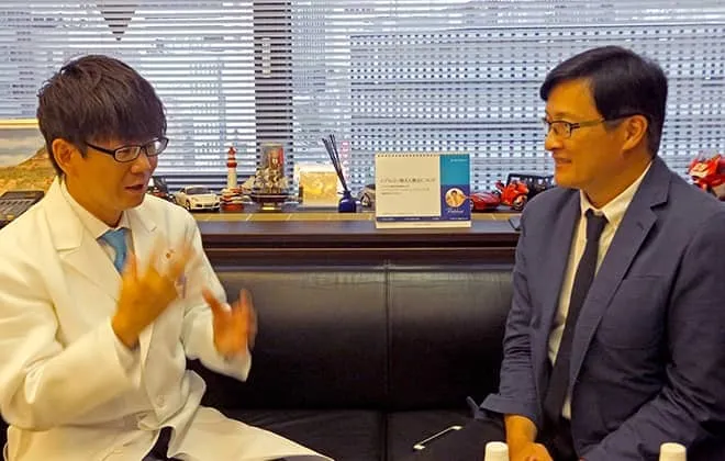 Dr.Peter Huangと藤井院長